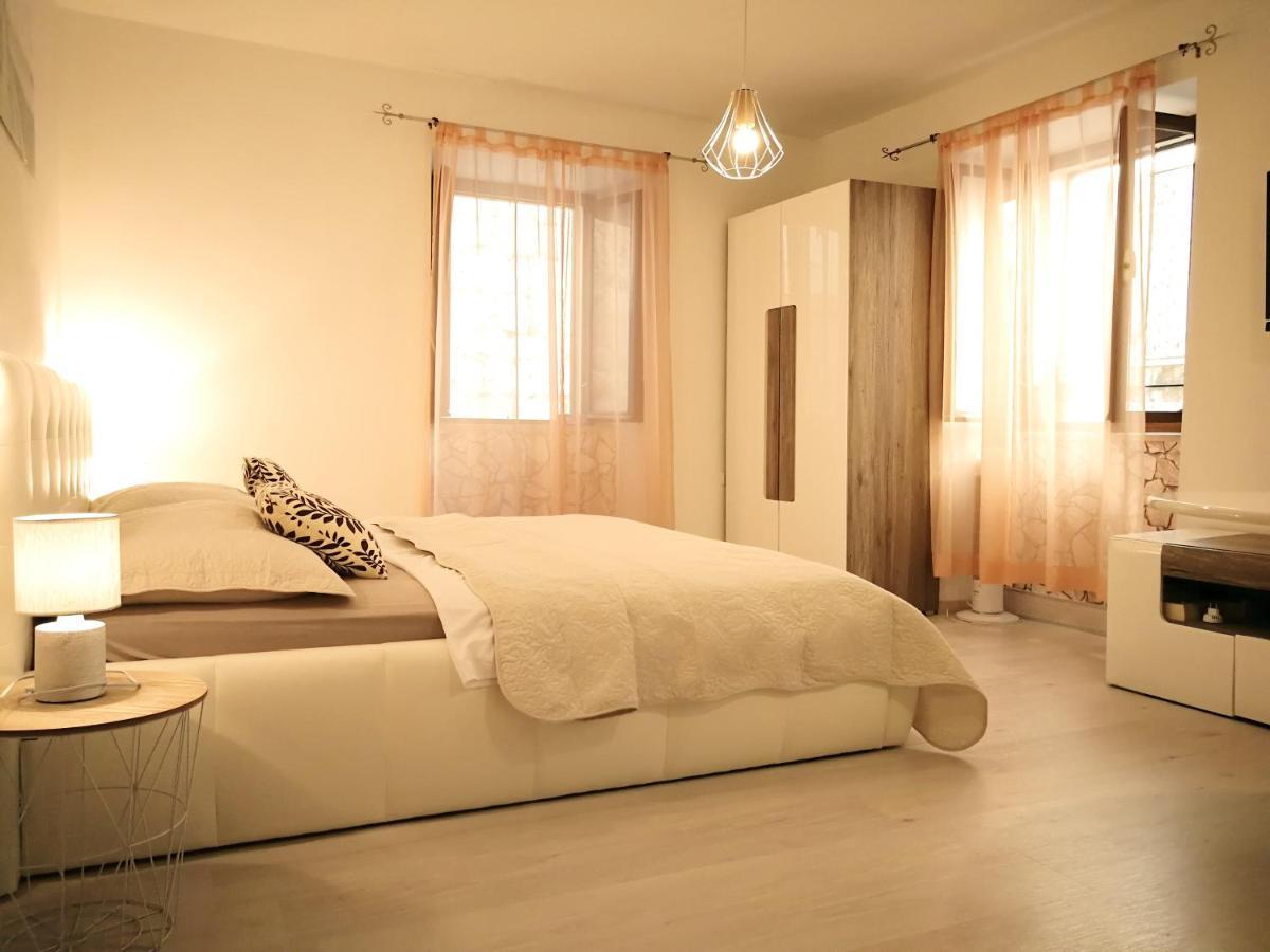 Apartments & Rooms As Vis Kamer foto